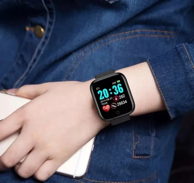 smartwatch-l18-czarny-material-koperty-tworzywo-sztuczne