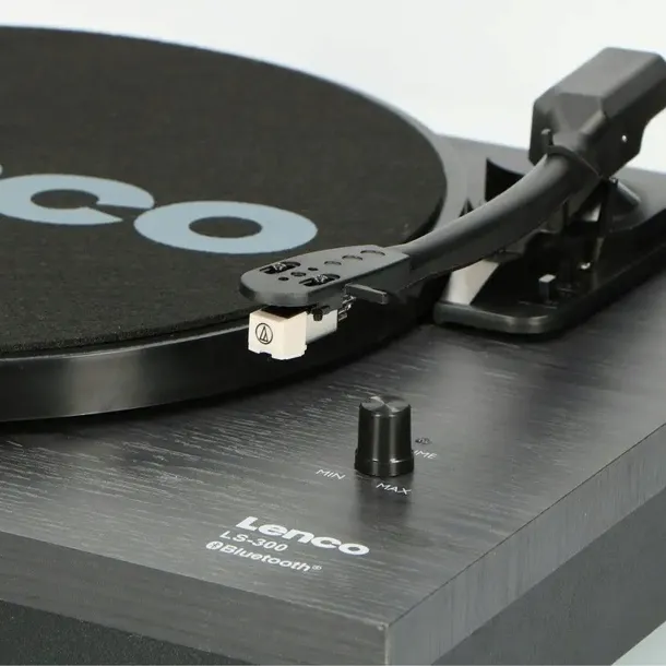 gramofon-z-glosnikami-lenco-ls-300-bluetooth-zlacza-wyjscie-audio