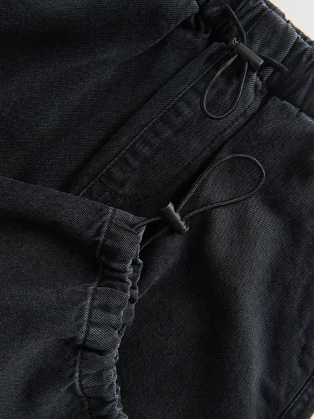 reserved-jeansy-116-wiek-dziecka-5-lat