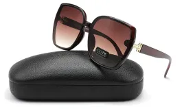 cote-exclusive-okulary-przeciwsloneczne-muchy-kobieta