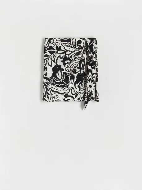 reserved-spodnica-prosta-mini-rozmiar-s-marka-reserved