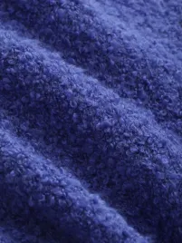 gruby-miekki-sweter-niebieski-oversize-baranek-wzor-literka-dazy-s