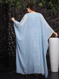 maxi-niebieska-sukienka-wzorzysta-z-narzutka-hafty-kwiaty-shein-44