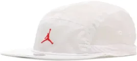 czapka-z-daszkiem-jordan-918441-100-biala-letnia