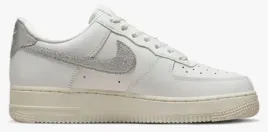 375-buty-damskie-nike-air-force-1-07-ess-trnd-dq7569-100-biale-sportowe