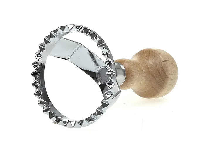 wykrawacz-wykrojnik-do-pierogow-kinghoff-liczba-sztuk-w-zestawie-1-szt