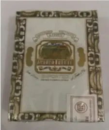 cygara-arturo-fuente-10-szt-z-pudelkiem
