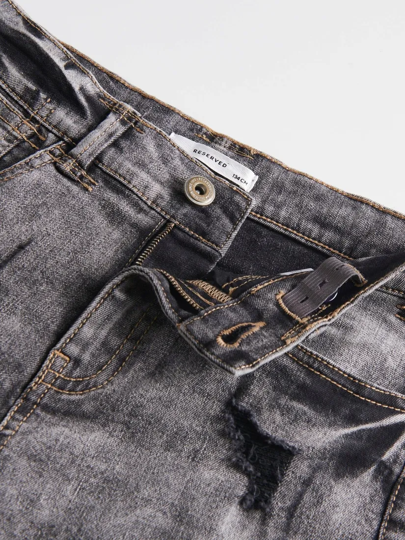 reserved-jeansy-116