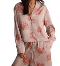 koszula-bezowa-wzor-slonca-satynowa-dlugi-rekaw-rozpinana-krotka