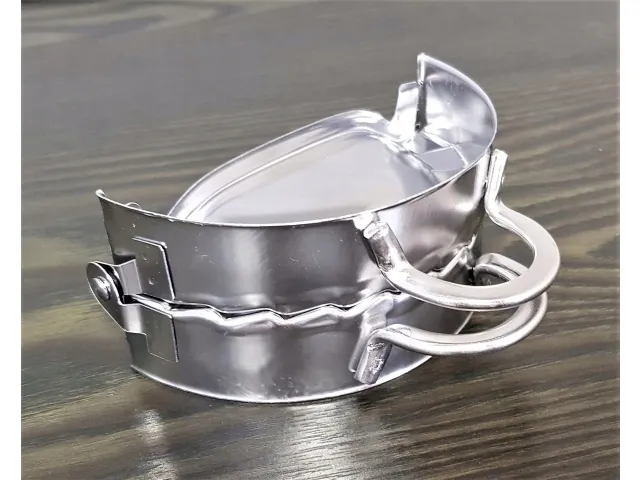 foremka-do-lepienia-pierogow-10cm-kinghoff-kh-2190-material-dominujacy-metal