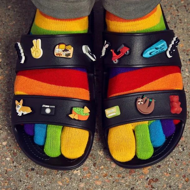 dzieciece-sniegowce-crocs-207684-410-r-29-30-rodzaj-zapiecia-sznurowadla