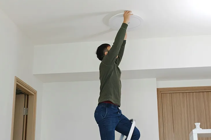 panel-led-okragly-decorya-24-bialy-rodzaj-gwintu-zintegrowane-zrodlo-led