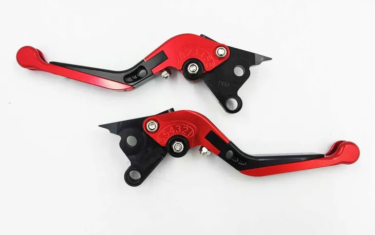 klamki-motocyklowe-ducati-kolor-czerwony