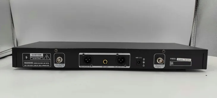 bezprzewodowy-system-mikrofonow-uhf-kod-producenta-5488944785