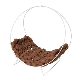 legowisko-dla-kota-z-brazowym-materialem