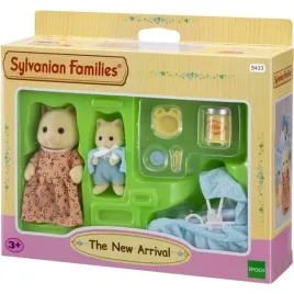 sylvanian-families-noworodek-z-mama-i-wyprawka-05433