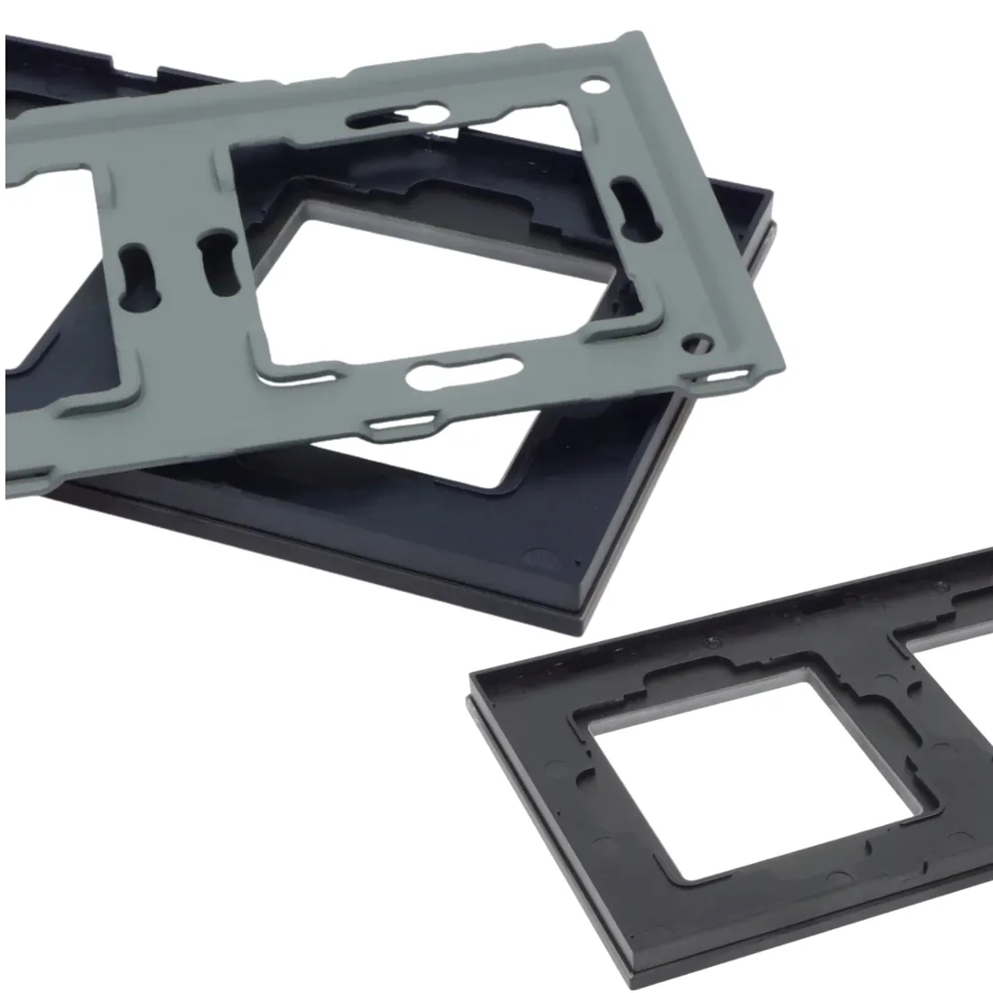 ramka-poczworna-avtelectro-czarny