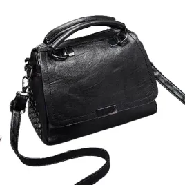 torebka-czarna-miejska-ekoskora-modna-damska-napy-dlugi-pasek