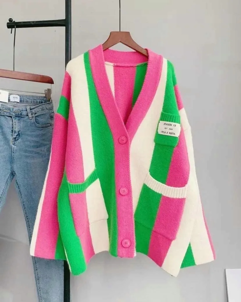 damski-modny-sweter-w-grube-paski