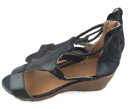 sandaly-damskie-na-koturnie-odkryte-palce-czarne-pasek-zamek-r-37