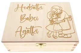 drewniane-pudelko-na-herbatki-herbatke-niezbednik-dzien-babci-grawer-gratis