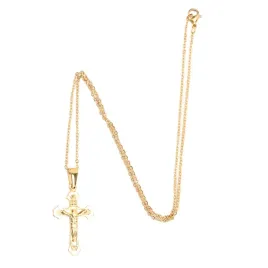 naszyjnik-z-krzyzem-projekt-wisiorka-produkcja