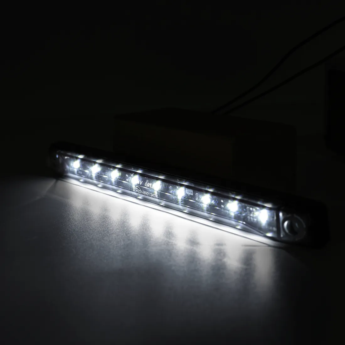 lampa-obrysowa-ld997-graphite-biala