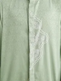 komplet-dluga-zielona-koszula-chaft-dlugie-biale-spodnie-shein-170