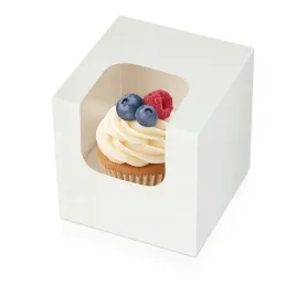 pudelko-biale-na-muffinke-z-okienkiem-wkladka-10x10x10cm-pakiet-10-szt