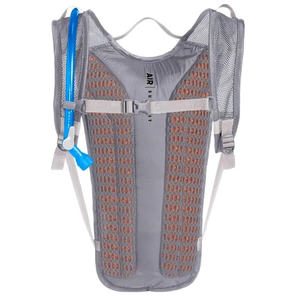 plecak-rowerowy-z-buklakiem-camelbak-classic-light-4l-gunmetal-waga-190-g