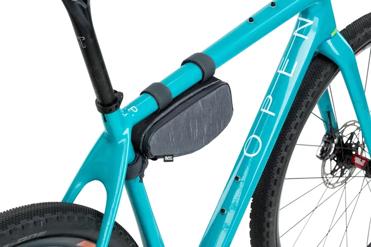 torba-rowerowa-na-rame-evoc-multi-frame-pack-m-carbon-grey-rodzaj-torba-marka-evoc