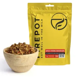 danie-lio-orientalne-nudle-z-wieprzowina-105-g