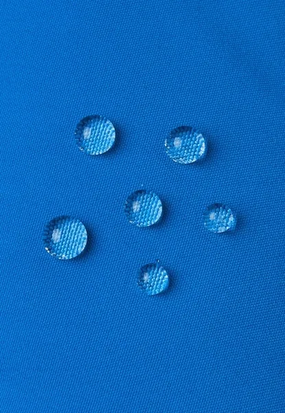 kurtka-reima-uumaja-158-marka-reima