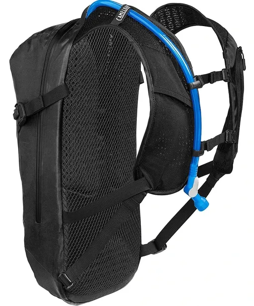 plecak-z-buklakiem-m-u-l-e-evo-12l-camelbak-waga-790-g