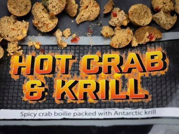 dynamite-baits-hot-crab-krill-kulki-20mm-5kg