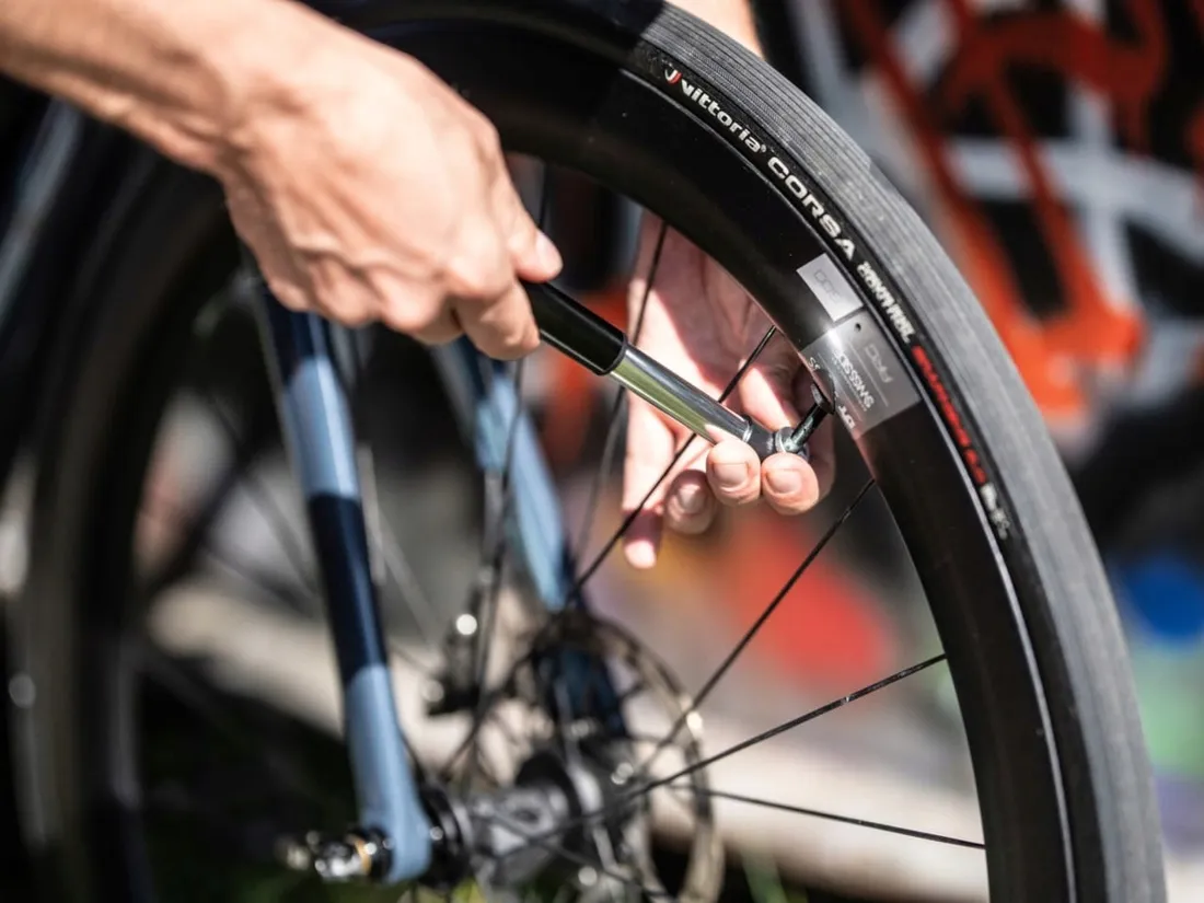 pompka-reczna-bbb-bmp-101-czarny