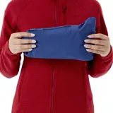 kurtka-rab-downpour-eco-jacket-r-s-kolor-niebieski