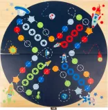 gra-planszowa-z-kostka-chinczyk-kosmos-small-foot-design-wiek-dziecka-4-lata