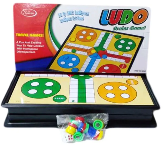 gra-planszowa-z-kostka-chinczyk-kosmos-small-foot-design-wysokosc-produktu-24-cm