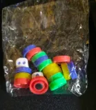 gra-planszowa-z-kostka-chinczyk-kosmos-small-foot-design-certyfikat-ce