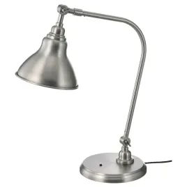ikea-ankarspel-lampa-biurkowa-efekt-cynolowiu