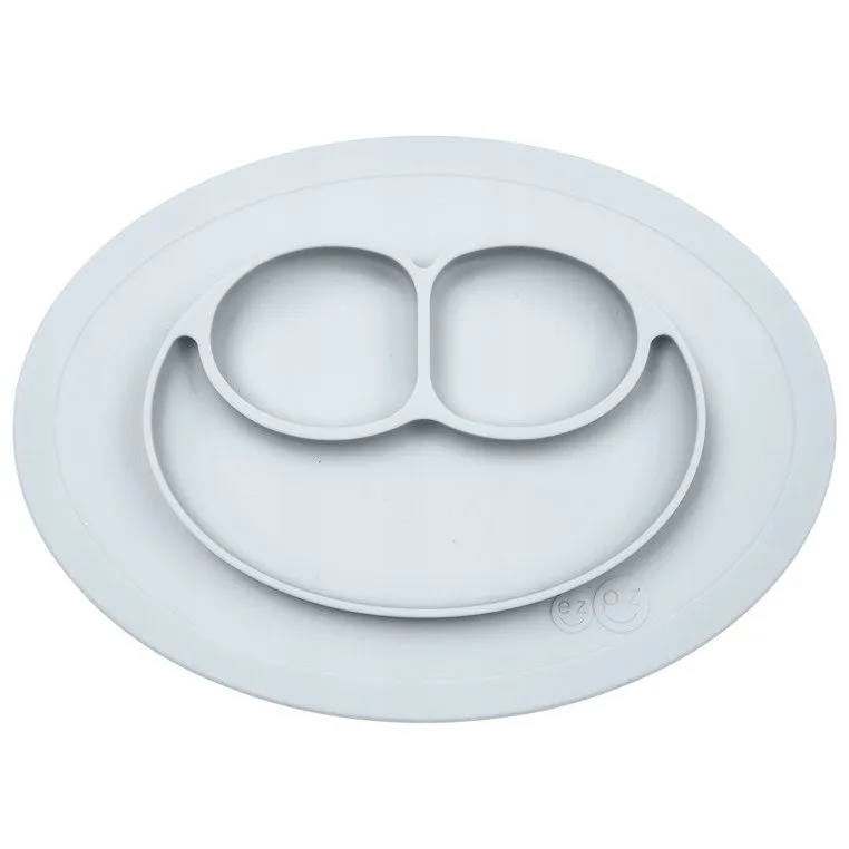 silikonowy-talerzyk-z-podkladka-maly-2w1-mini-mat-pastelowa-szarosc-ezpz-material-wykonania-silikon