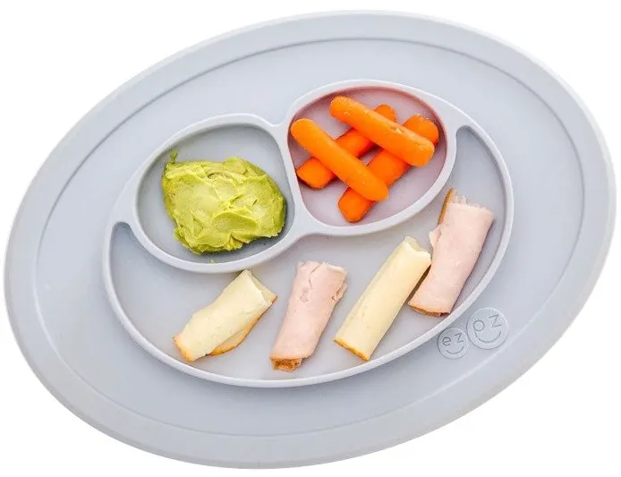 silikonowy-talerzyk-z-podkladka-maly-2w1-mini-mat-pastelowa-szarosc-ezpz-waga-z-opakowaniem-0-5-kg