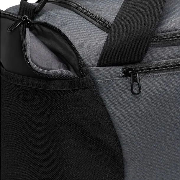 torba-brasilia-s-41l-nike-cechy-dodatkowe-regulowany-pas-nosny