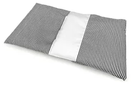 posciel-do-wozka-dla-lalek-w-bialo-czarne-paski-mumbee