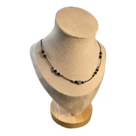 naszyjnik-na-czarnym-sznurku-agat-czarny-serce