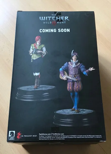 figurka-dark-horse-witcher-geralt-certyfikat-ce