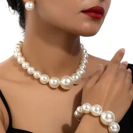 komplet-bizuterii-kolczyki-naszyjnik-bransoletka-kolor-zloty-bialy-perly