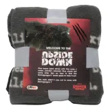 stranger-things-netflix-and-chill-gift-box-material-tkanina