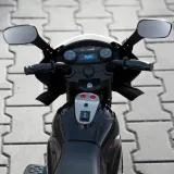 motor-springos-czarny-do-30-kg-pojemnosc-akumulatora-4-mah